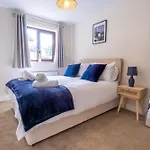 Апартаменты 2 Bed, Ground Floor Flat,