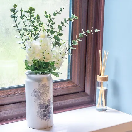 2 Bed, Ground Floor Flat, * Carlisle (Cumbria)